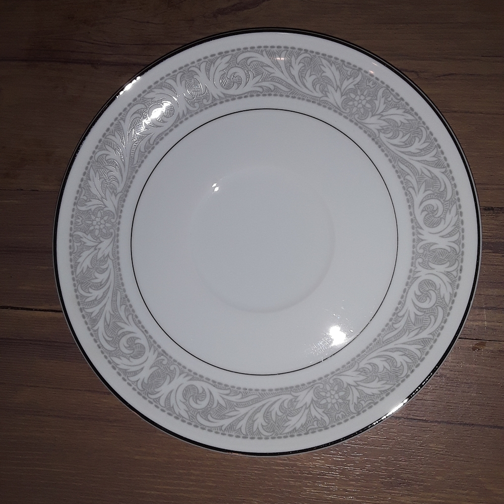 Whitney Imperial China Bread & Butter Plates